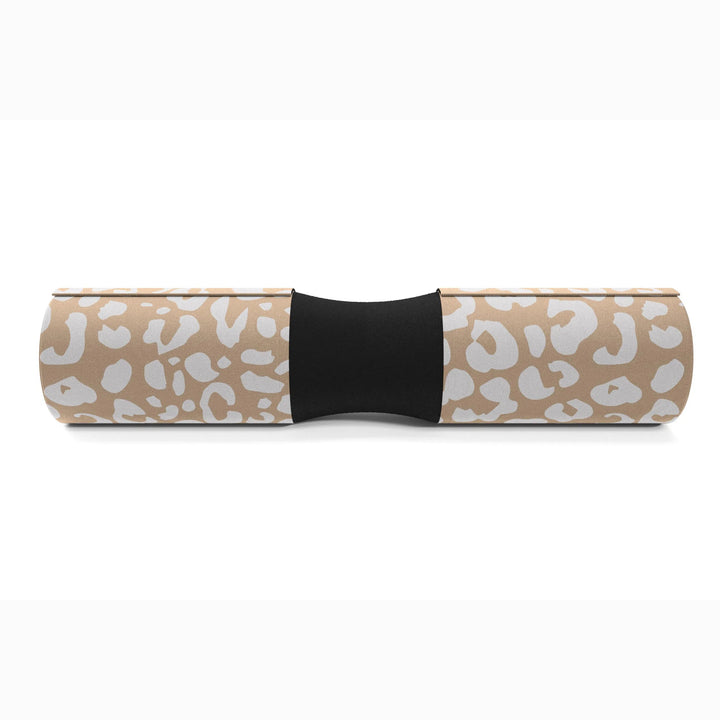 In the foreground, a beige leopard FITGIRL Squat & Hip Thrust Barbell Pad features thick foam cushioning.