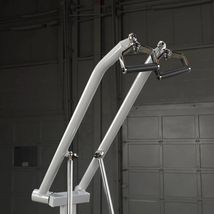 Body-Solid Lat Pulldown Machine LVLA closer look on build quality