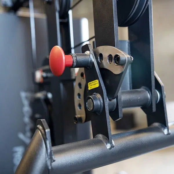 Body-Solid Commercial Universal Weight Machine S1000 closer look on build quality