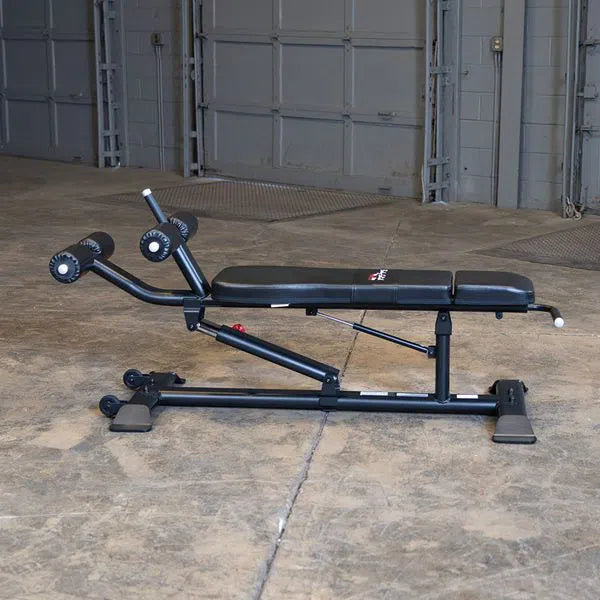 Body-Solid Commercial Sit Up Bench SAB500 in flat position
