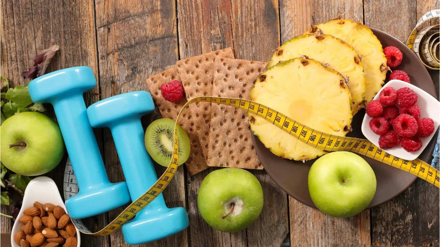 dumbells and nutritious food feature image