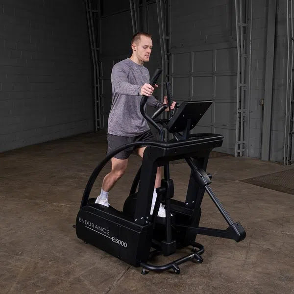 man workout on Endurance Commercial Elliptical Machine E5000
