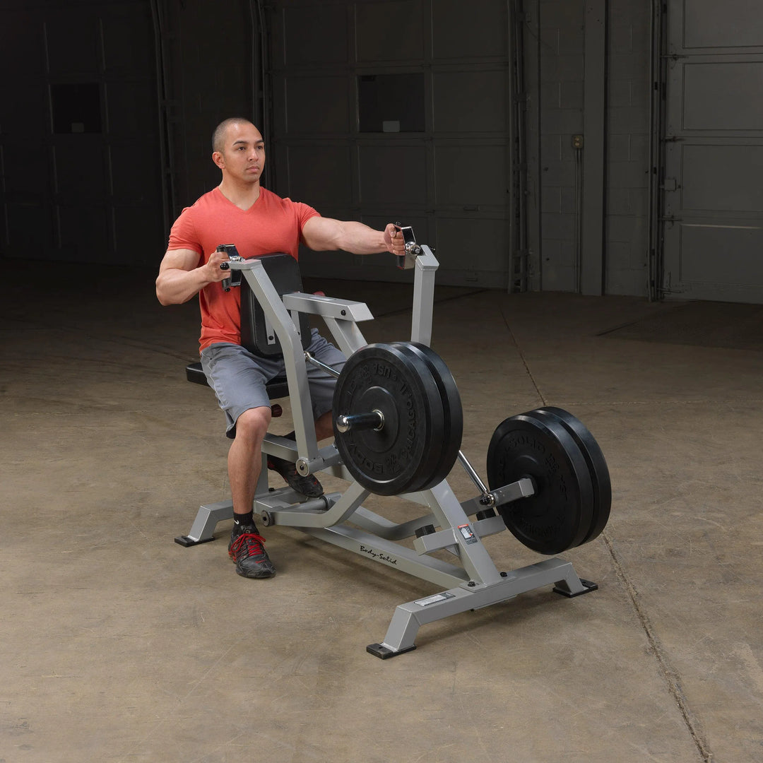 man alternating arm back row exercise on Body-Solid Back Row Machine LVSR