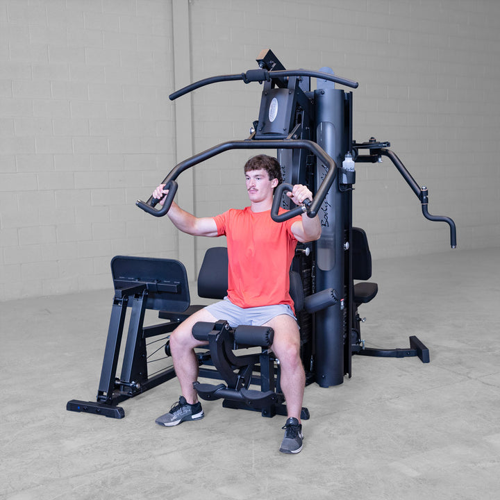 Body-Solid G9B multi-station gym, detail of the seat and pad adjustment