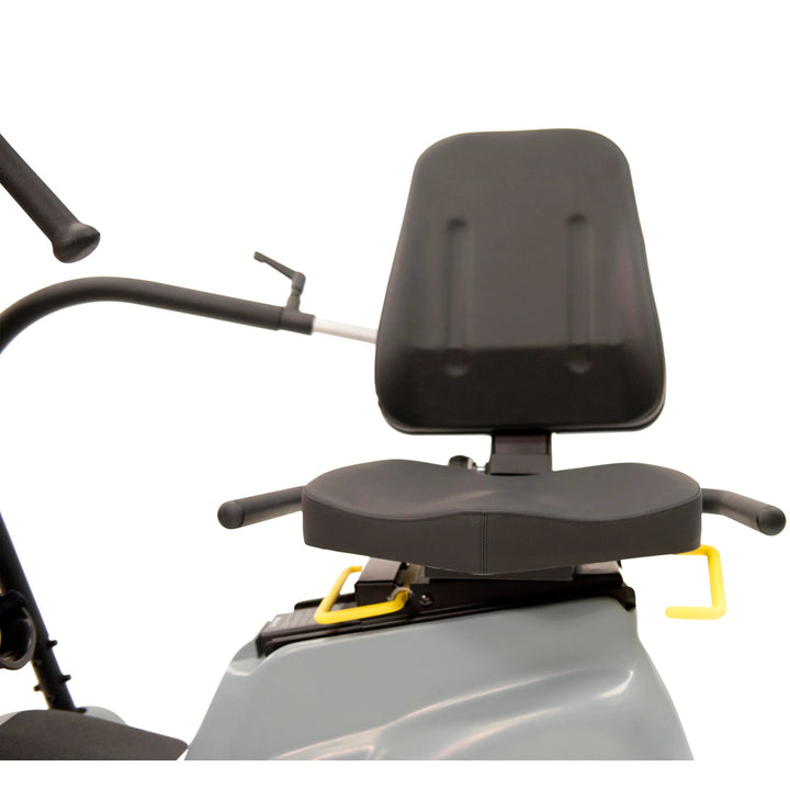 HCI PhysioStep LXT Recumbent Stepper closer look at the build quality