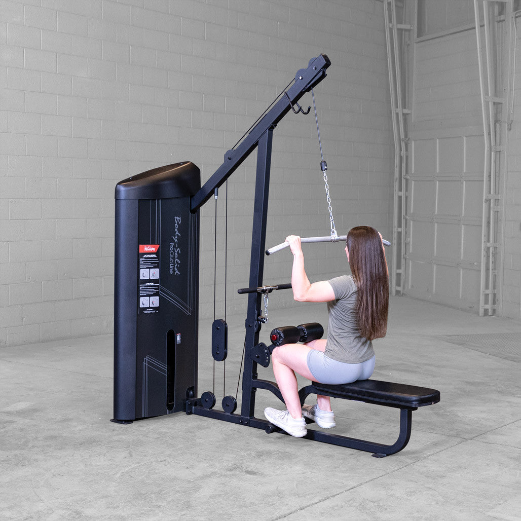 Body-Solid S2LATX Series 2 Lat and Mid-Row, close view of the high pulley and the traditional lat pulldown bar on its chain and snap link.